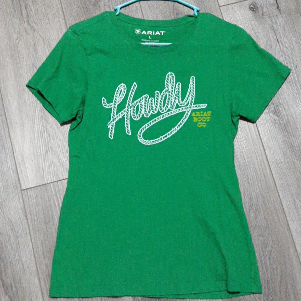 Ariat tshirt